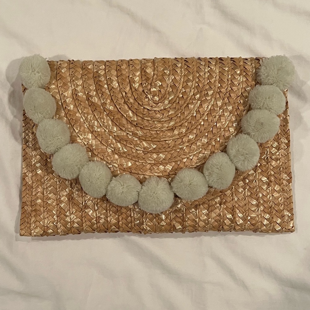 Shiraleah - Fortuna wicker clutch